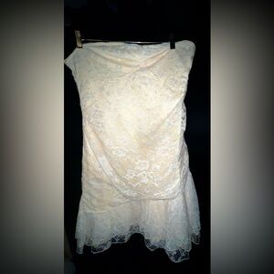 Elegant Cream Lace Dress